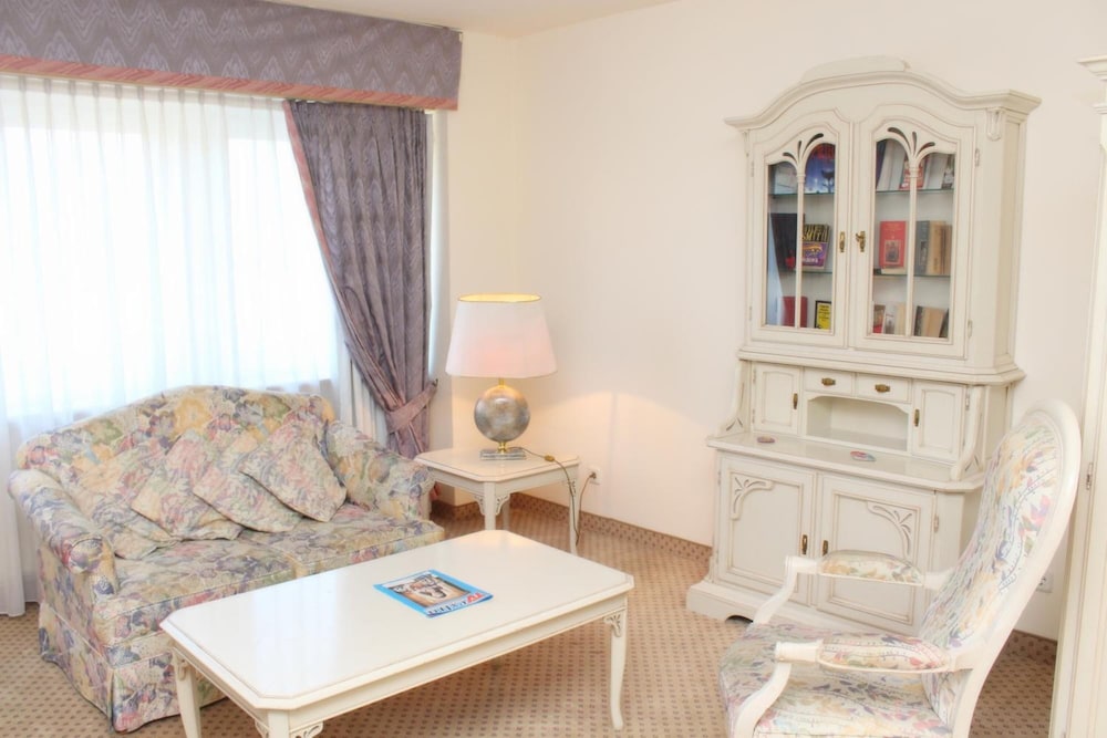 

Genova - Dusseldorf - Hotel Elbroich