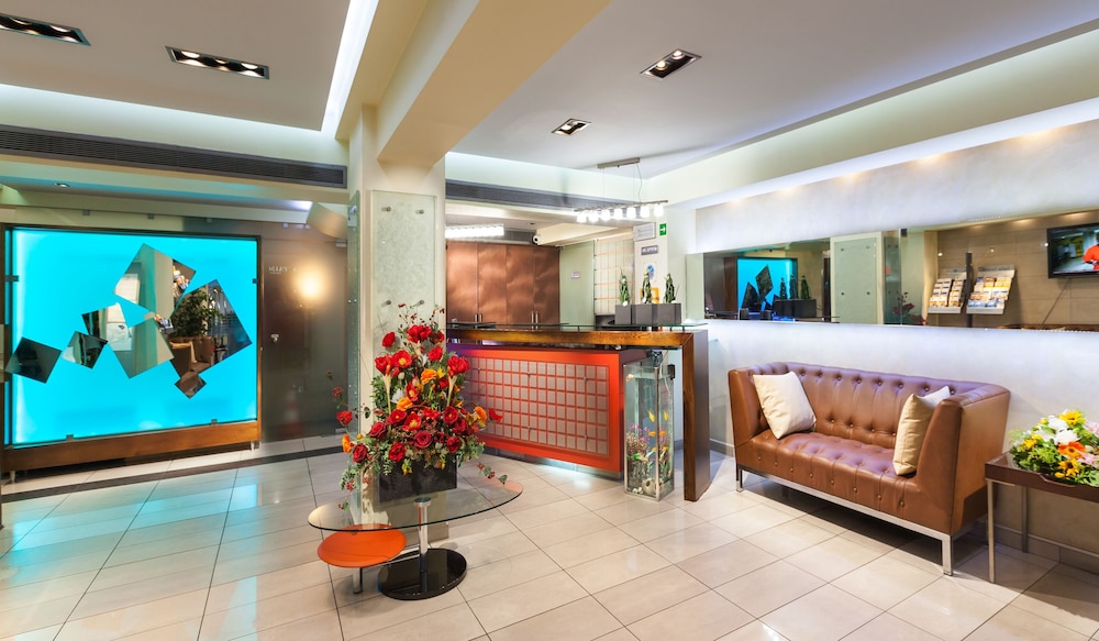

Bologna - Vouliagmeni - Tropical Hotel