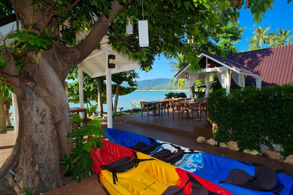 

Roma - Lipa Noi - At Samui Haus