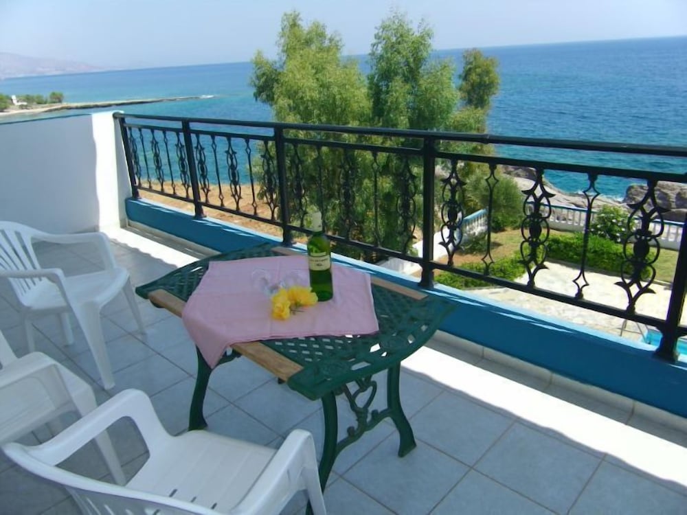 

Napoli - Makry Gialos - Cypriana Apartments