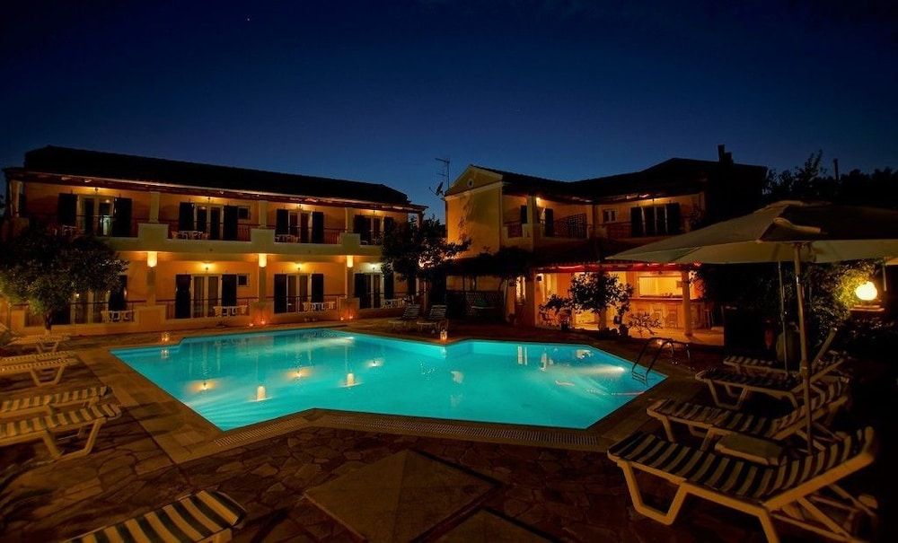 

Milano - Lefkímmi (Corfu) - Toni s Guesthouse