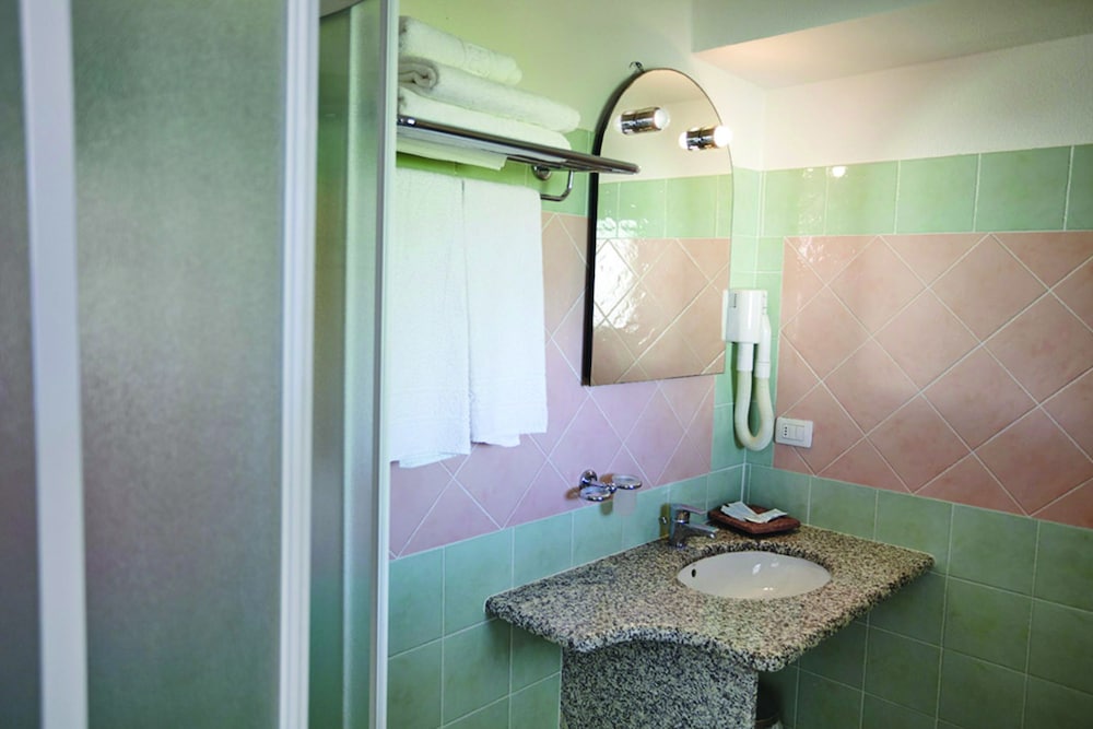 

Firenze - San Teodoro - Hotel Cala Mirto
