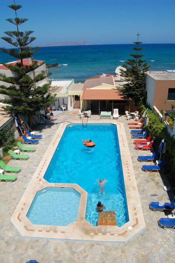 

Bari - Heraklion - Haris Apartments