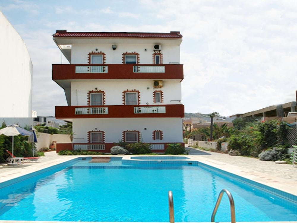 

Milano - Heraklion - Haris Apartments