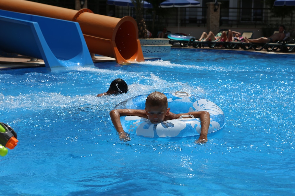 

Bologna - Mahmutlar - Almera Park Apart Hotel