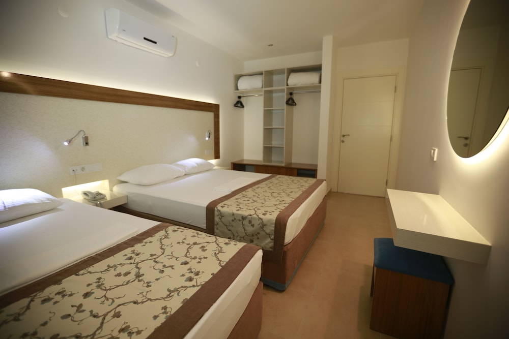 

Roma - Mahmutlar - Almera Park Apart Hotel