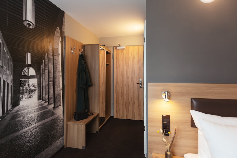

Bari - Stoccarda - Novum Hotel Bruy