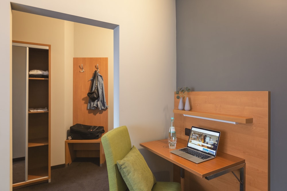 

Bari - Stoccarda - Novum Hotel Bruy