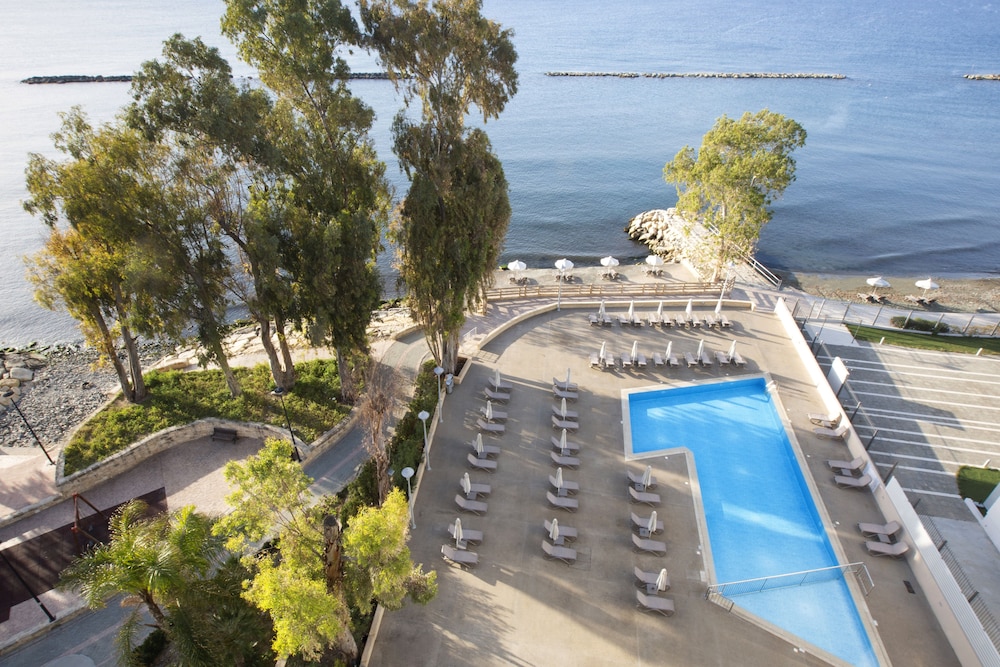 

Roma - Limassol - Harmony Bay Hotel