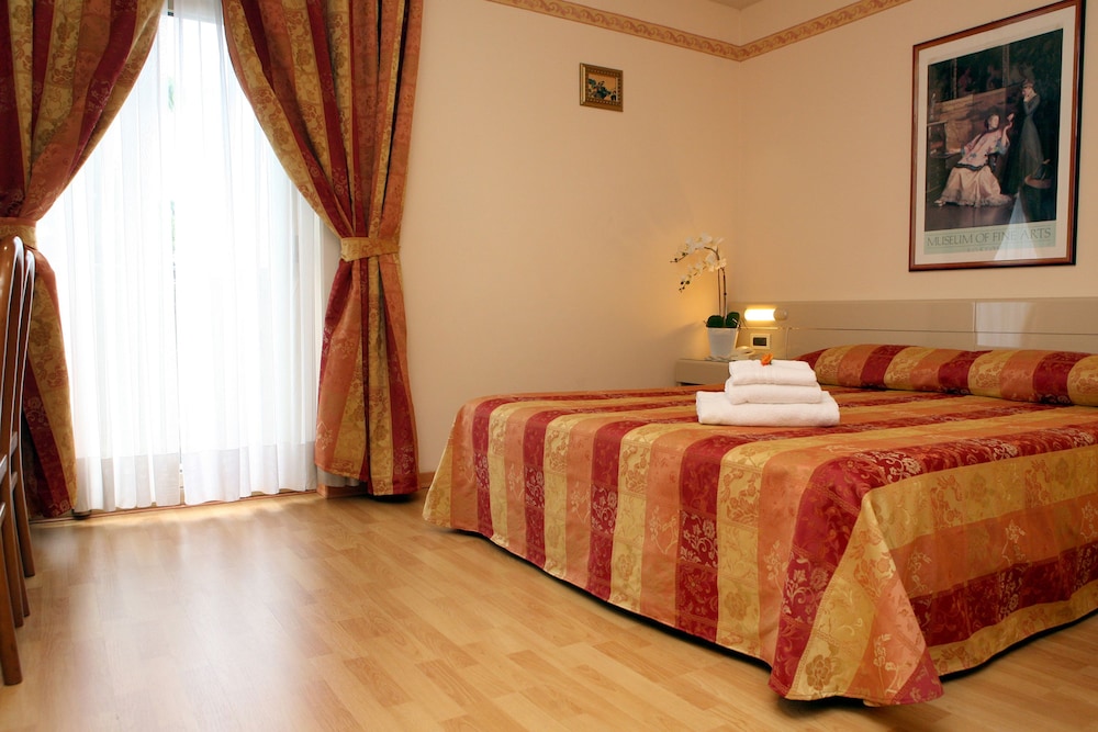 

Roma - Monfalcone - Hotel Excelsior