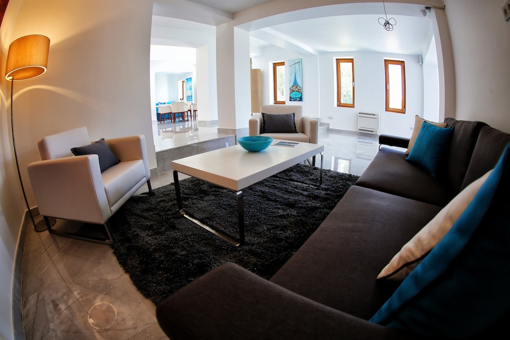 

Roma - Türkbükü - Saraya Bodrum Hotel