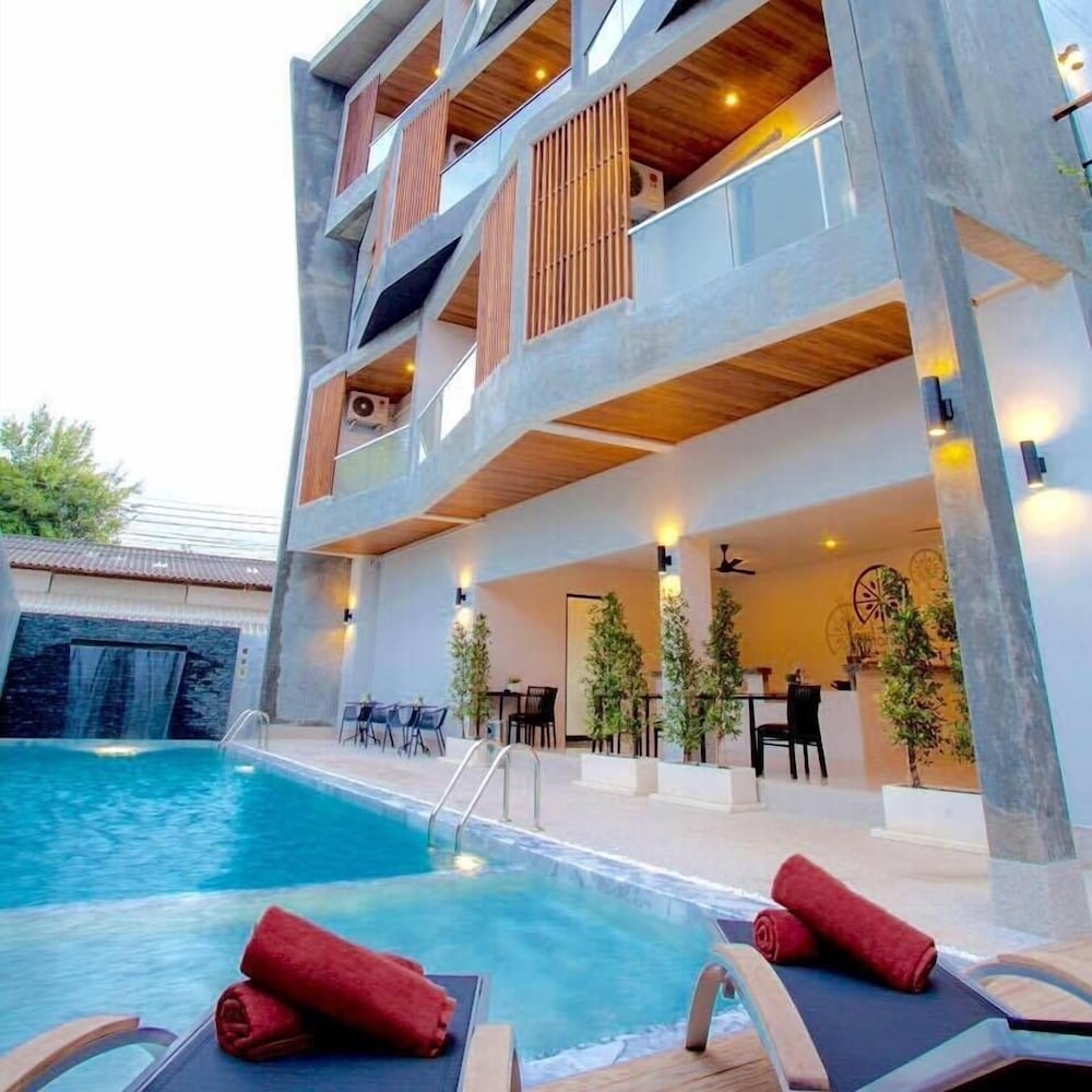 

Roma - Kathu - Lemonade Phuket