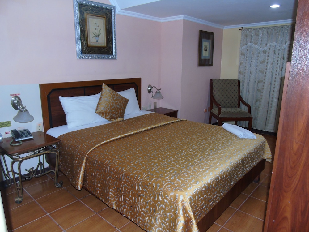 

Milano - Guayaquil - Hotel Malecon Inn