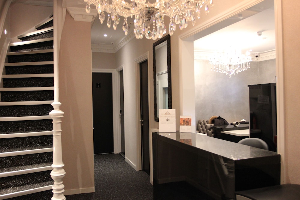 

Bologna - Amsterdam - Sara's Boutique Hotel