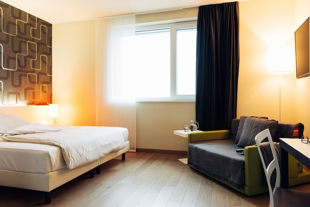 

Bari - Monaco di Baviera - harry’s home hotel & apartments