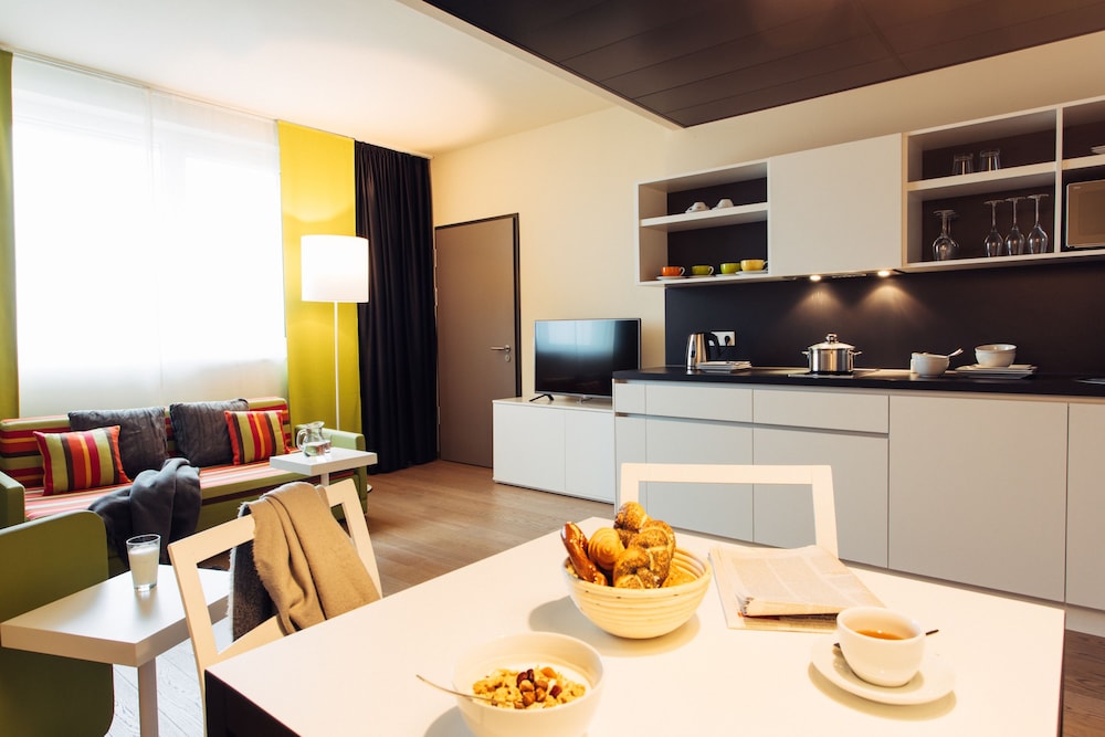 

Ancona - Monaco di Baviera - harry’s home hotel & apartments