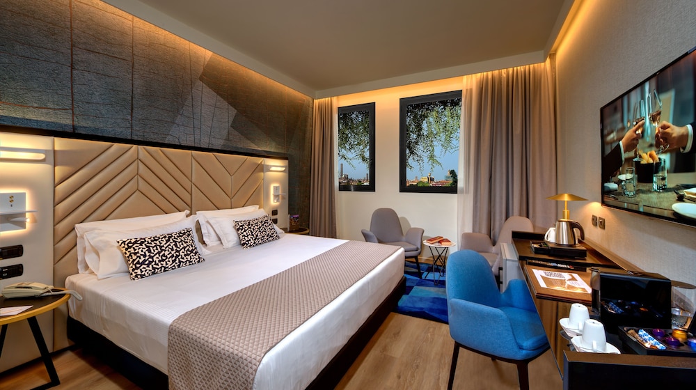 

Milano - Bologna - Aemilia Hotel Bologna