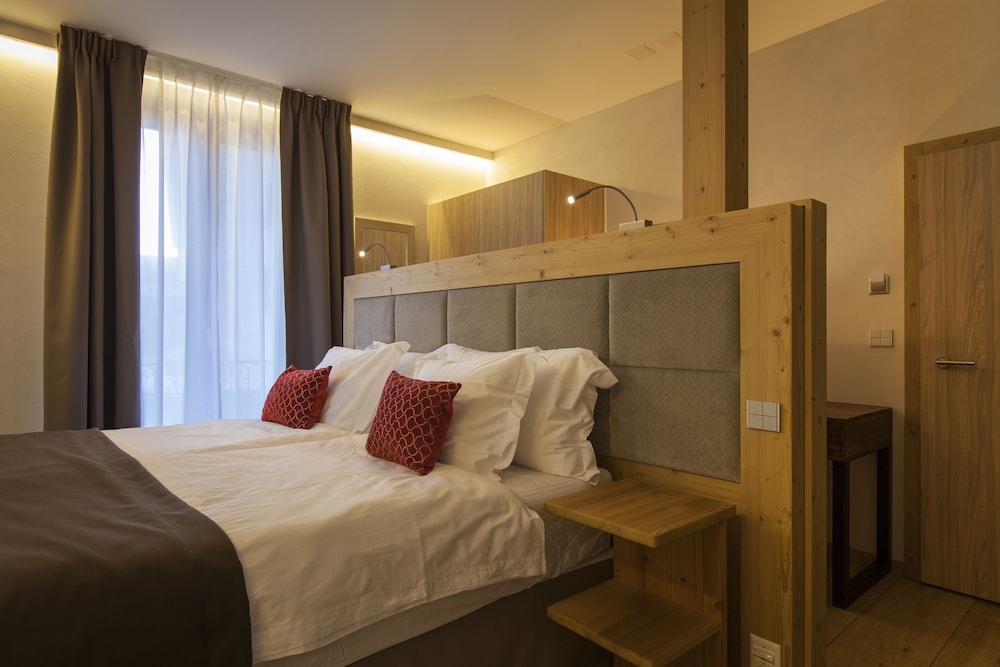 

Lamezia Terme - Champéry - Hôtel National Resort & Spa