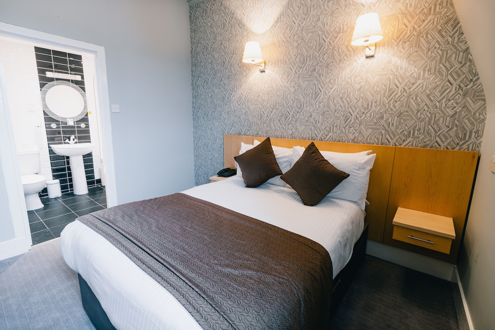 

Milano - Aberdeen Airport - The Station Hotel