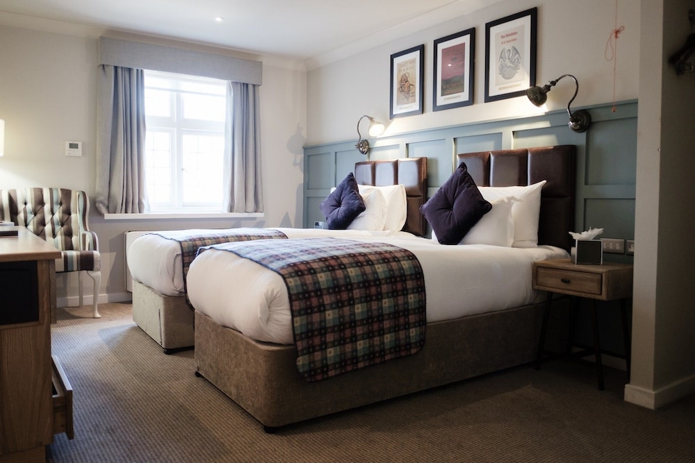 

Roma - Sunbury - The White Hart Hotel