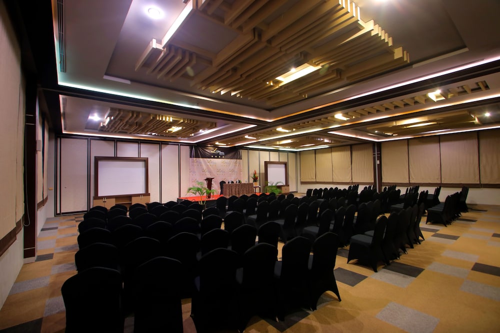 

Bari - Nusa Dua - Bali - The Lerina Hotel Nusa Dua
