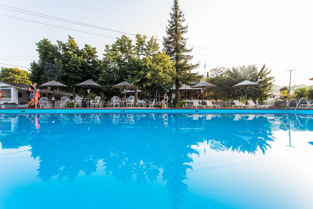 

Milano - Alikes - Silver Bay Hotel
