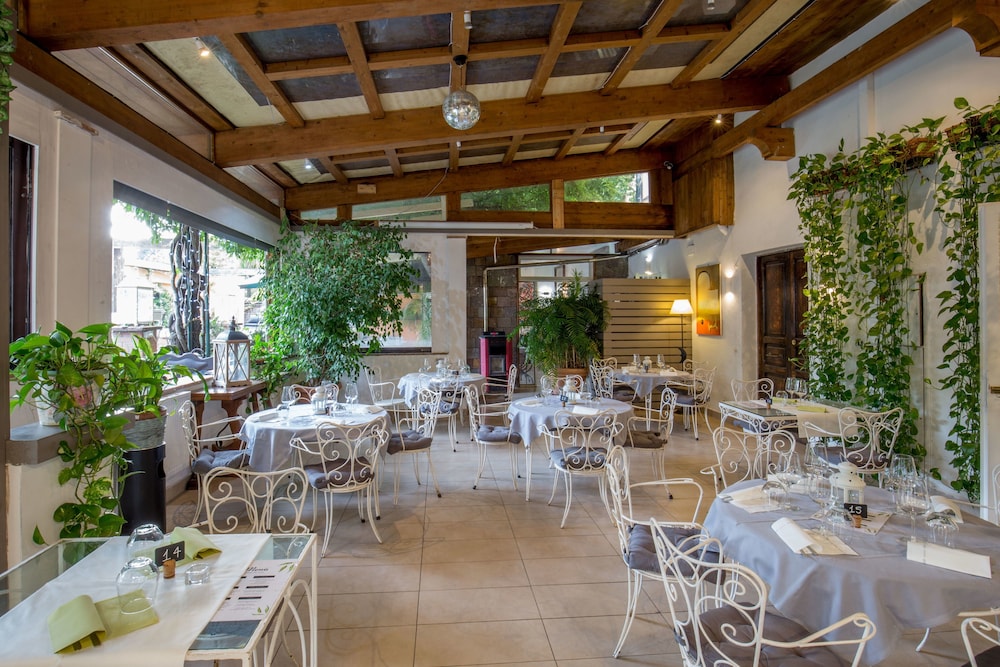 

Milano - Castel Di Leva - Orto di Roma