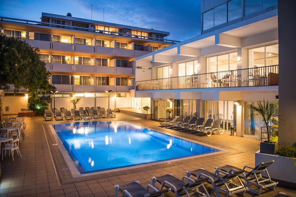 

Milano - Estoril - Hotel Londres Estoril / Cascais
