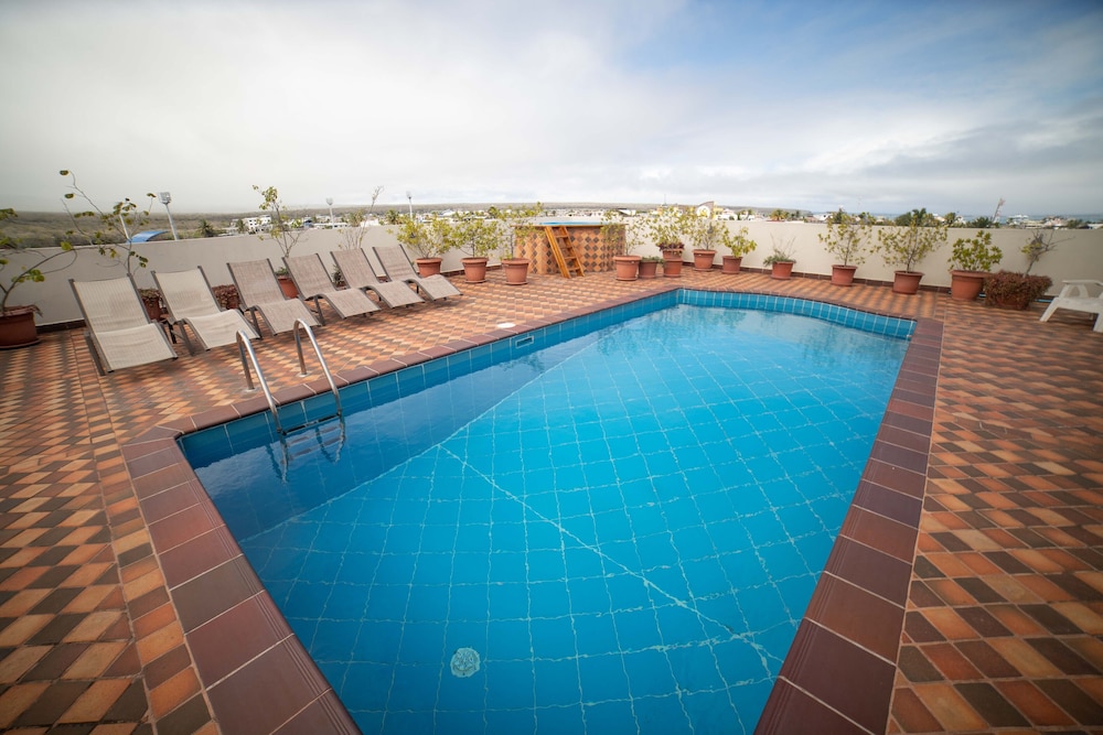 

Roma - Puerto Ayora - Hotel Albatross
