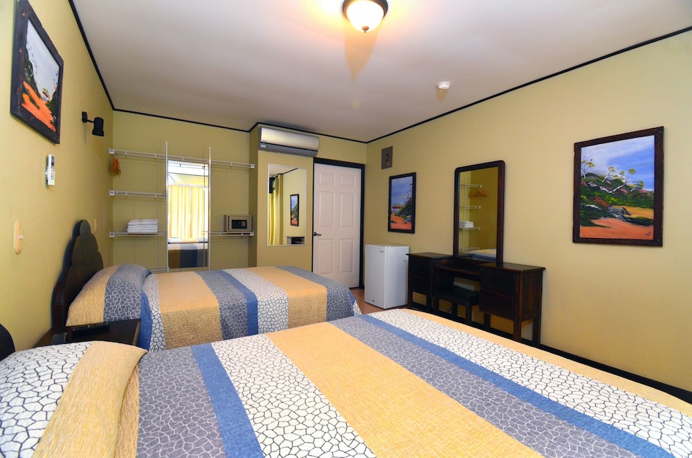 

Roma - Playa Hermosa - Hotel Mangaby