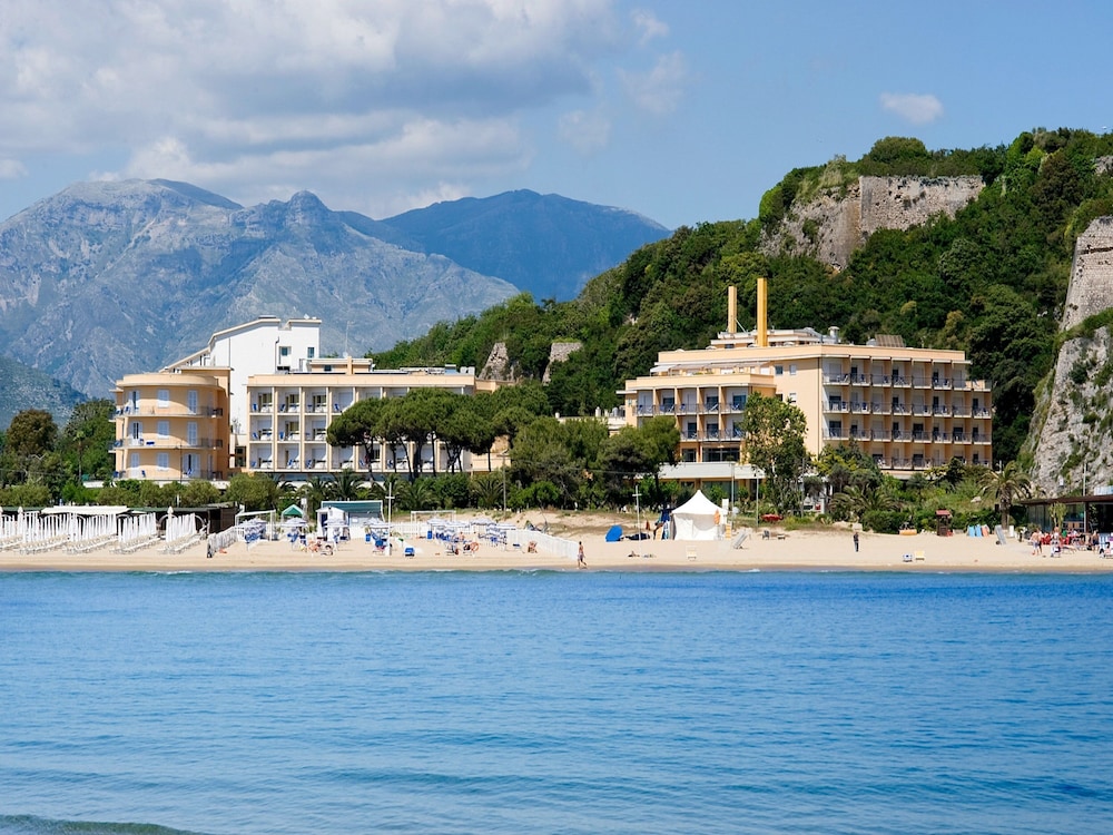 

Napoli - Costa Lazio, Mare Italia - Hotel Serapo