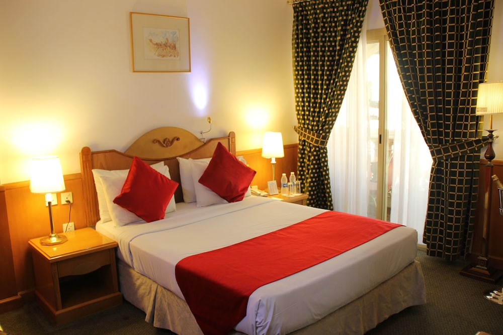 

Napoli - Dubai - Zain International Hotel