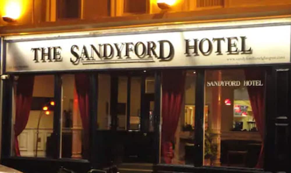 

Roma - Clydebank - Sandyford Hotel