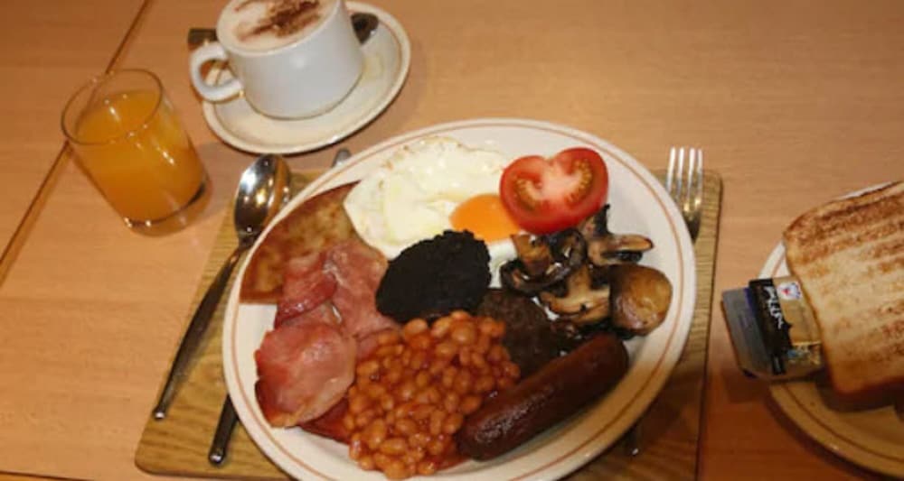 

Roma - Clydebank - Sandyford Hotel