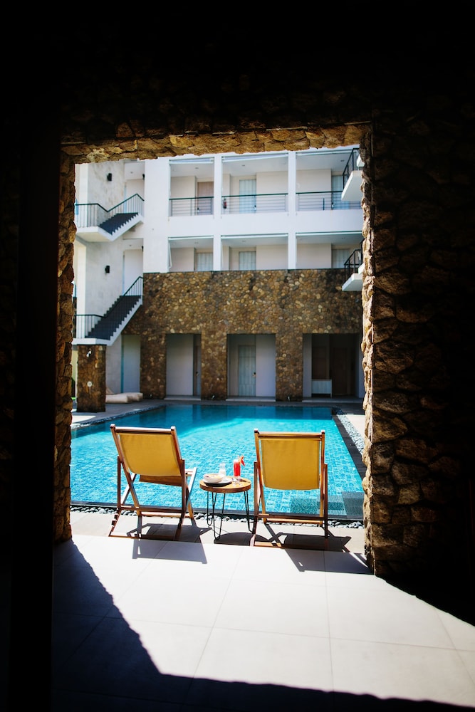 

Verona - Nusa Dua - Bali - Mahogany Hotel