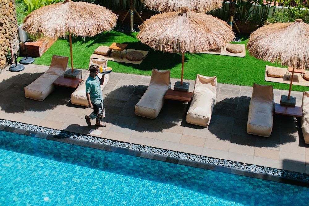 

Roma - Nusa Dua - Bali - Mahogany Hotel