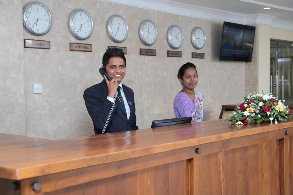 

Roma - Colombo - Hotel Sapphire