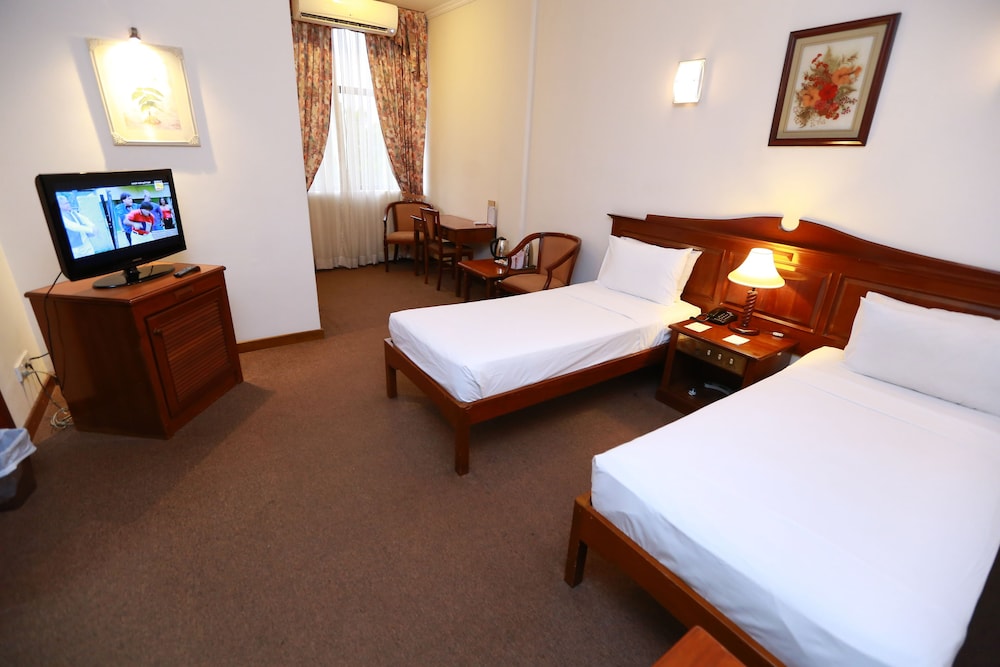 

Milano - Colombo - Hotel Sapphire