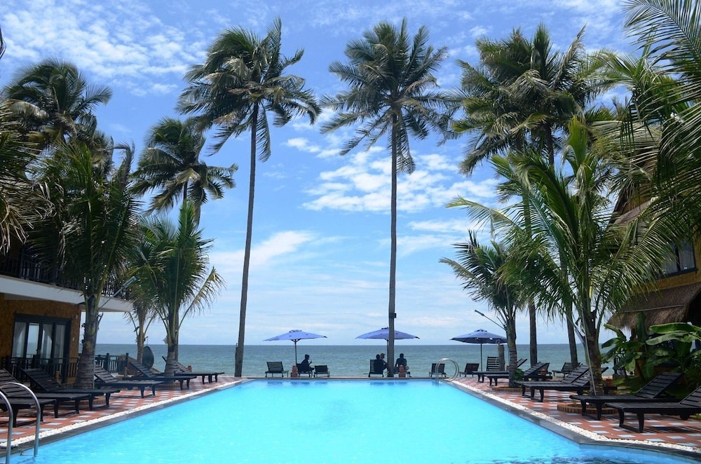 

Roma - Phan Thiet - Rang Garden Beach Side