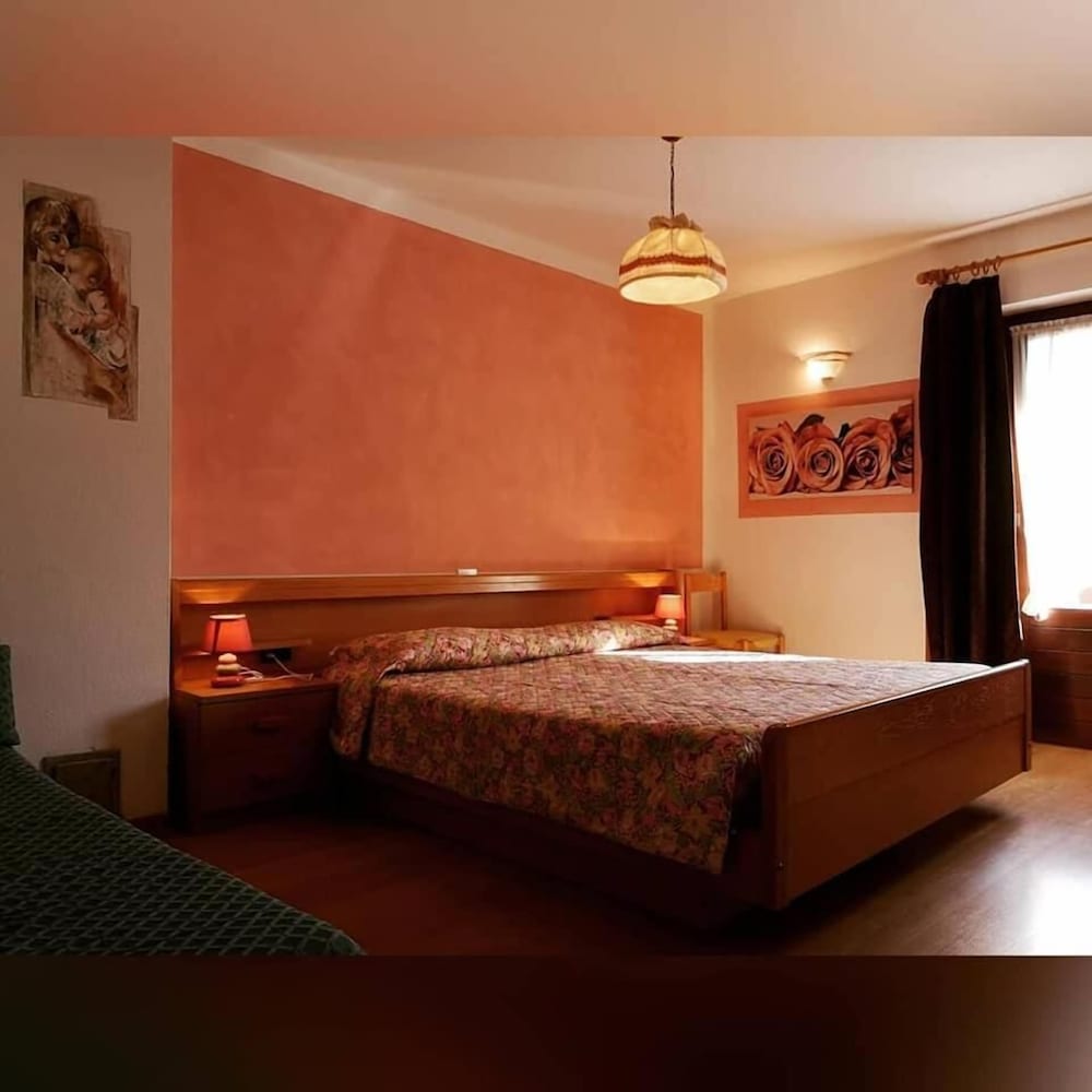 

Napoli - Folgaria - Residence Capriolo