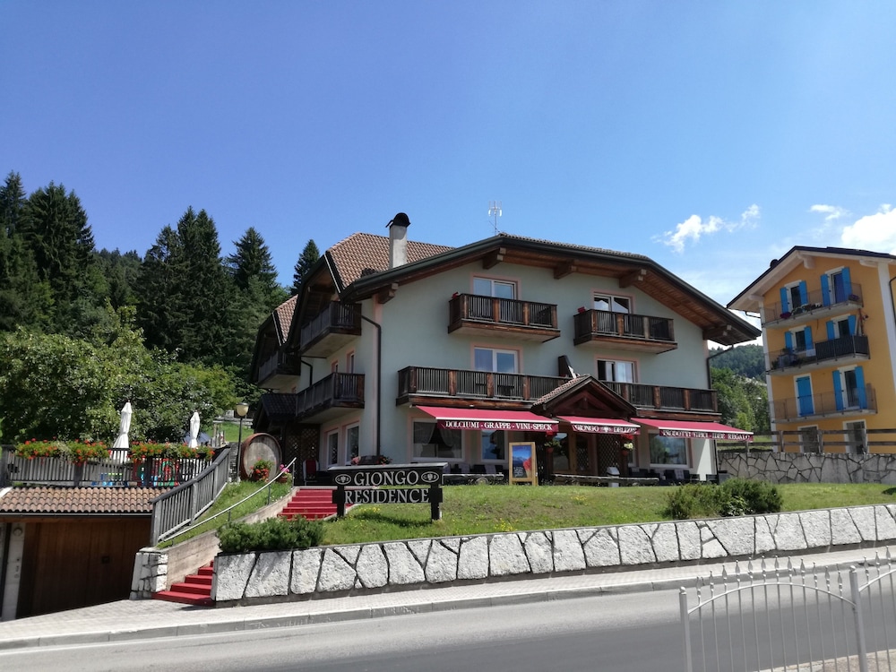 

Milano - Folgaria - Giongo Residence - Appartamenti