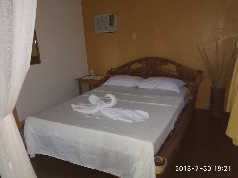 

Bologna - Boracay - Nipa Hauz Resort
