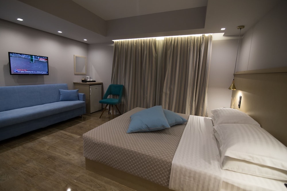 

Bari - Salamís - Aianteion Bay Luxury Hotel & Suites