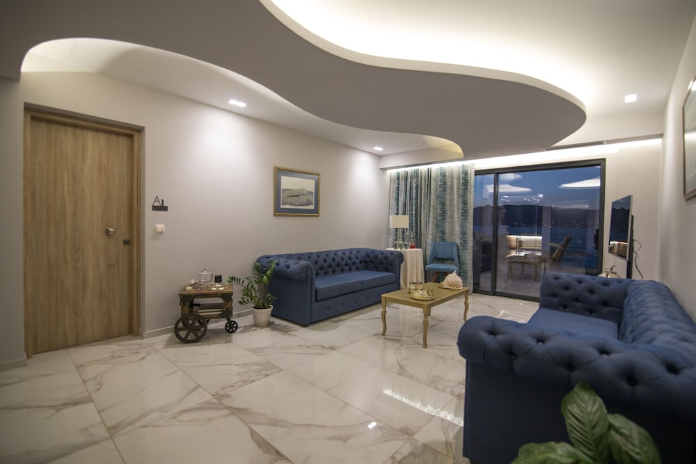 

Roma - Selínia - Aianteion Bay Luxury Hotel & Suites