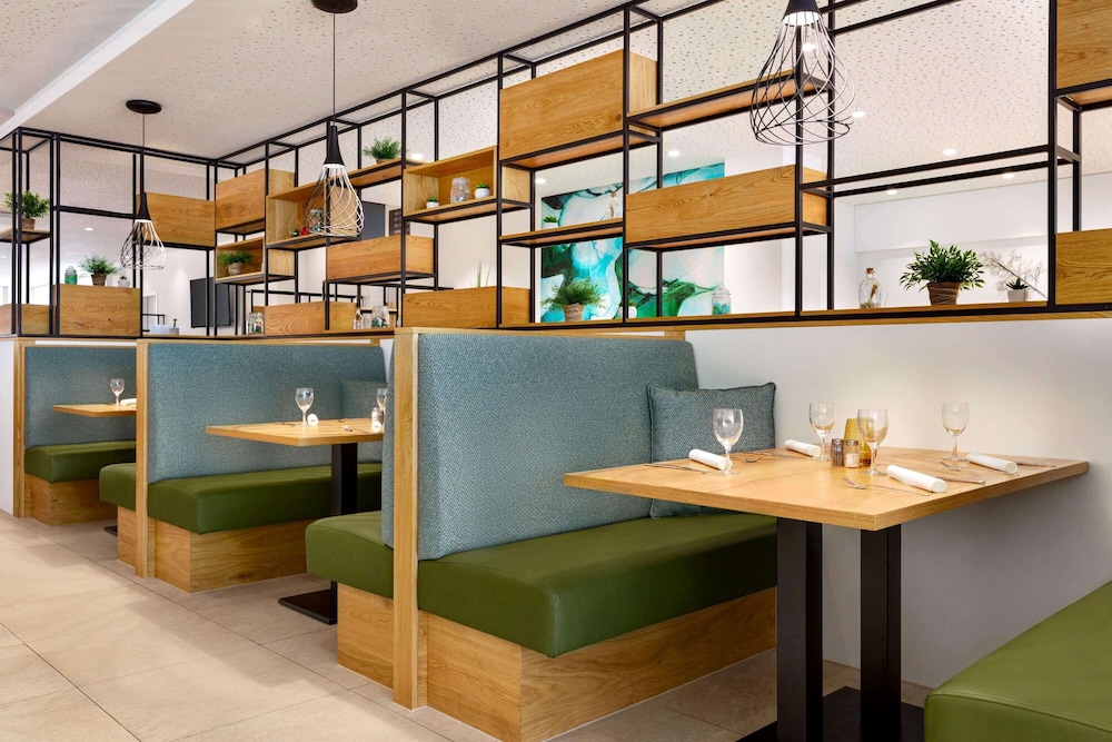 

Milano - Aschheim - Wyndham Garden Munich Messe