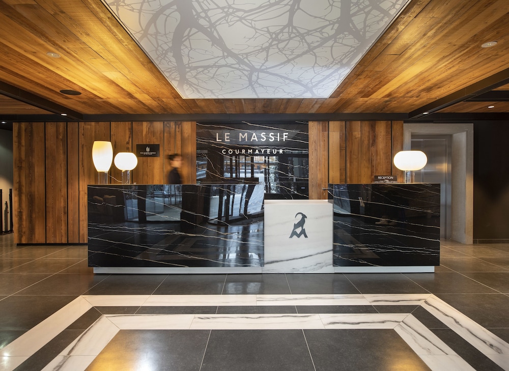 

Cagliari - La Thuile - Le Massif Hotel & Lodge Courmayeur The Leading Hotels of the World