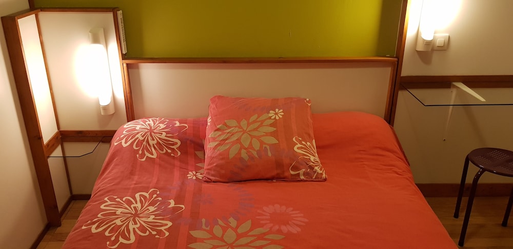 

Catania - Tarbes - Hôtel Eco Logis Espace Bellevue