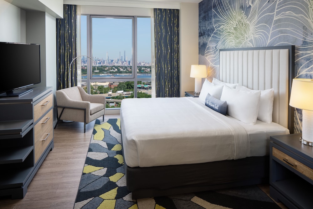 

Milano - Flushing - Hotel Indigo Flushing - LaGuardia