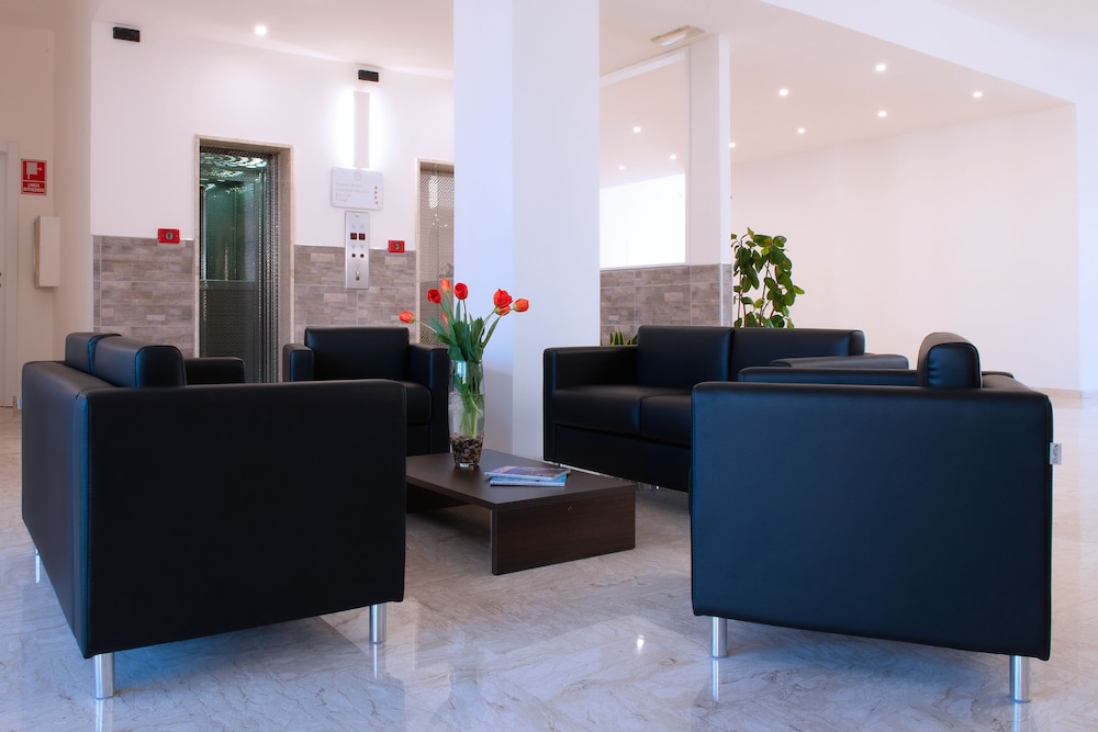 

Reggio Calabria - Modena - CDH Hotel Modena
