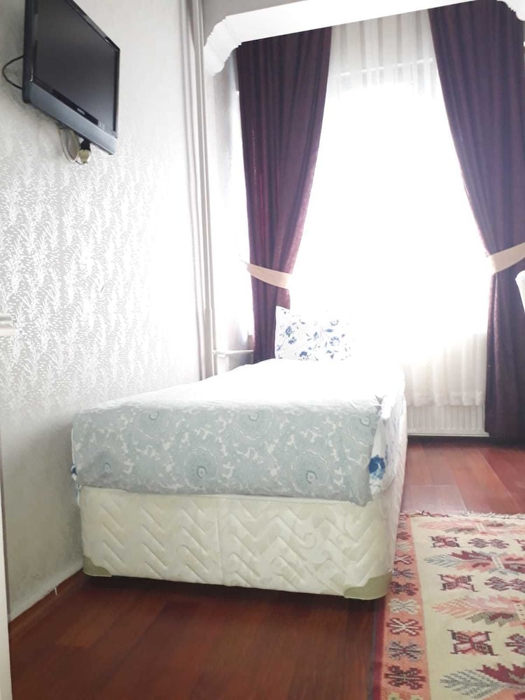

Milano - Ankara - Antik Otel